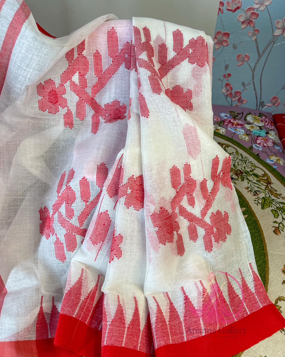 Red Radiance Monipuri Saree - Image 3